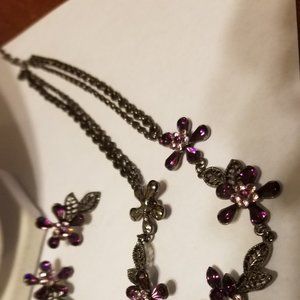 Purple flowering vine necklace & earring set